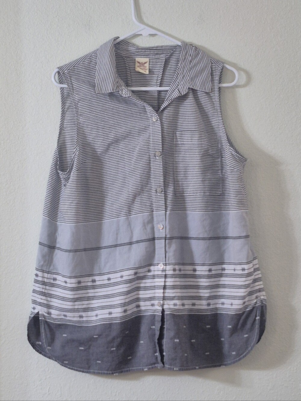 Faded Glory Blue and White Striped Sleeveless Button Front Top